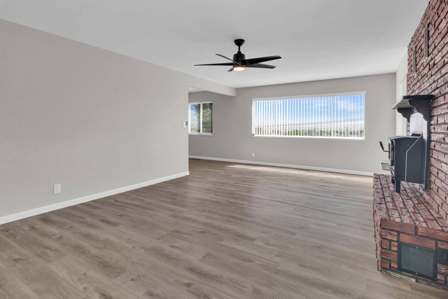 King City, CA 93930,50850 Pine Canyon RD