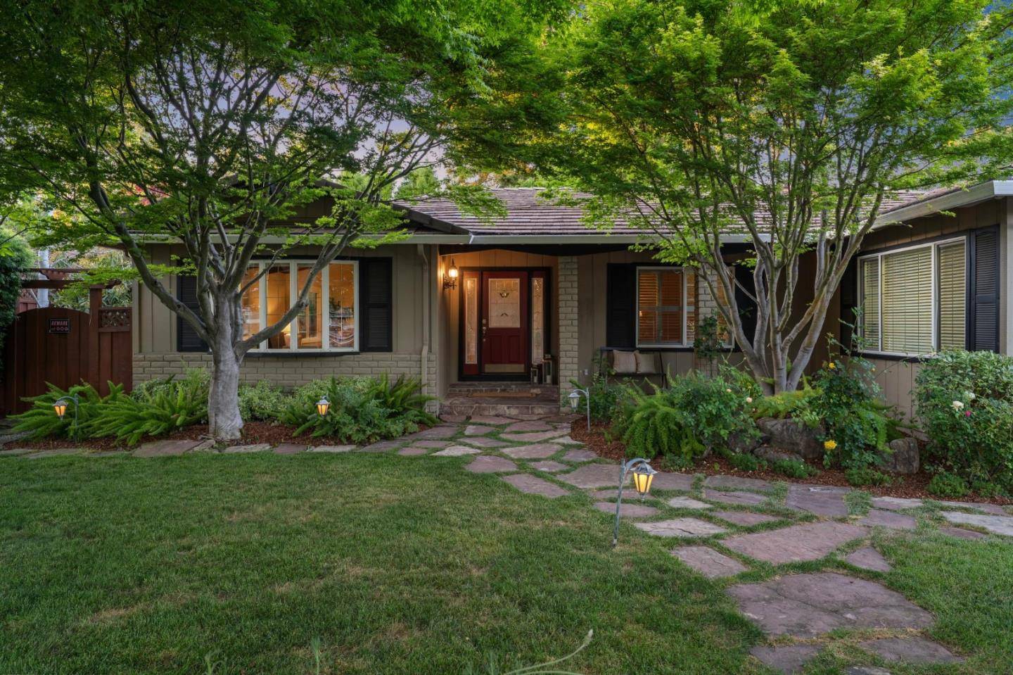 Los Altos, CA 94024,1275 Covington RD