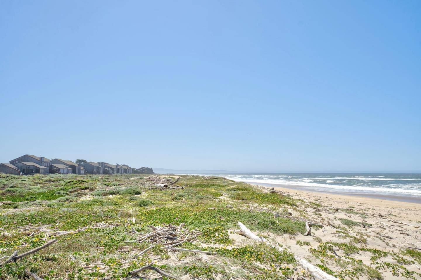 Moss Landing, CA 95039,274 Monterey Dunes WAY