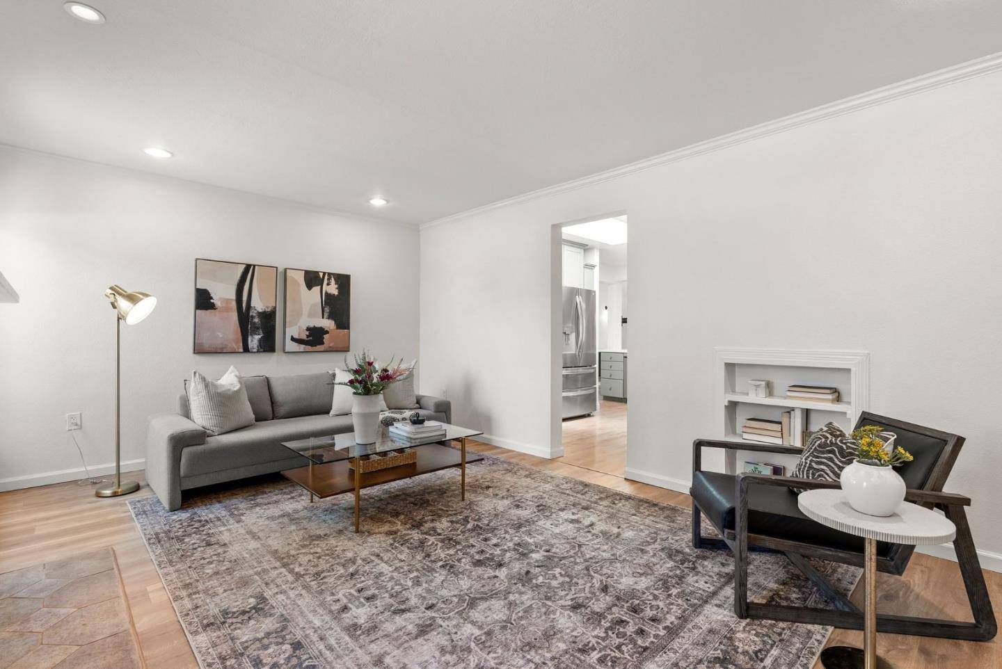 San Carlos, CA 94070,1048 Inverness DR