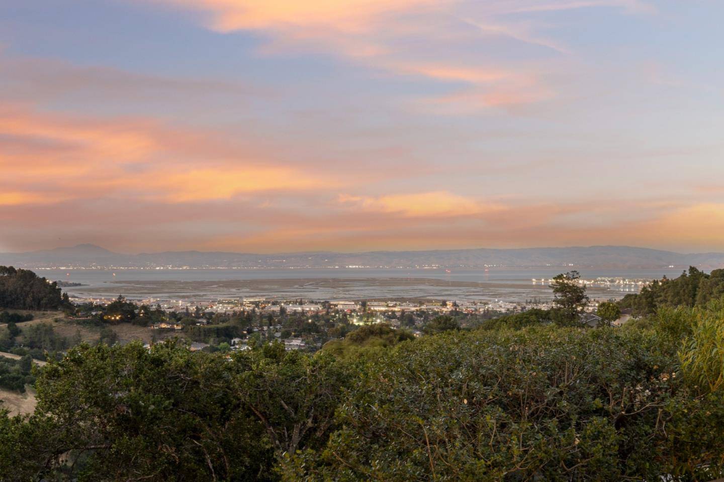 San Carlos, CA 94070,1217 Greenbrier RD