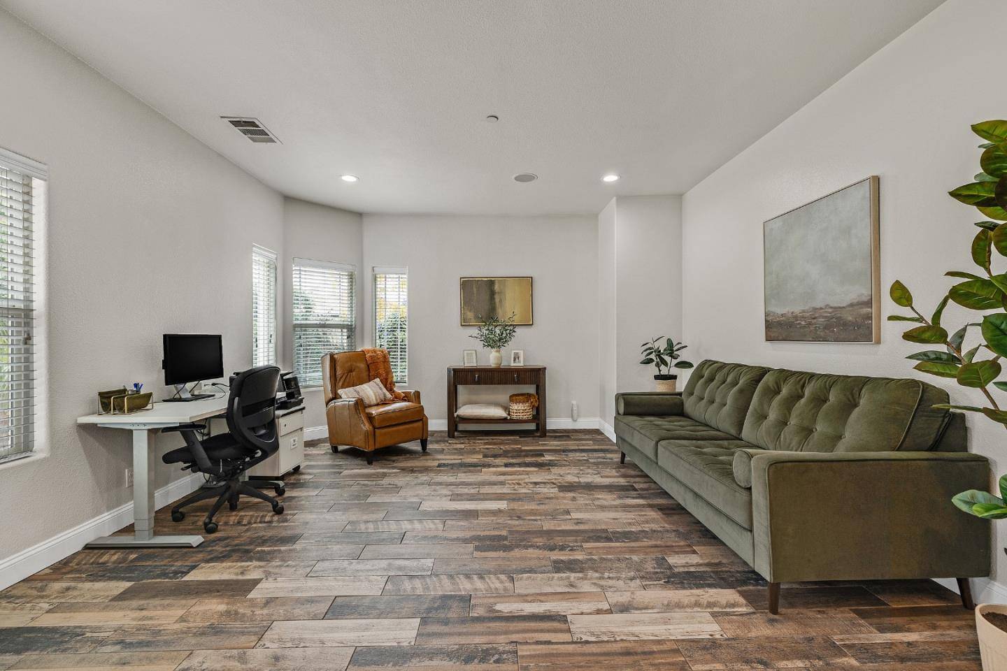 Fremont, CA 94536,35724 Linda DR