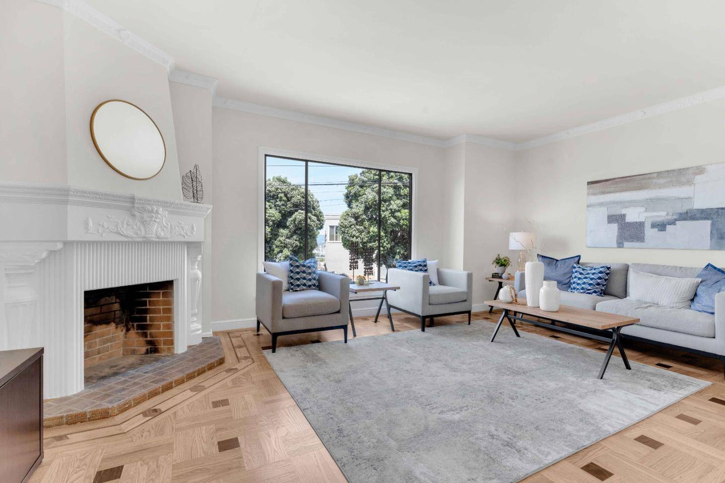 San Francisco, CA 94124,2041 Thomas AVE