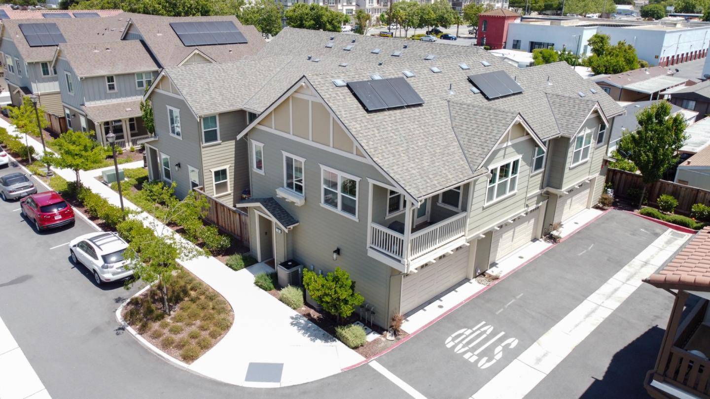 Morgan Hill, CA 95037,130 Banano LN