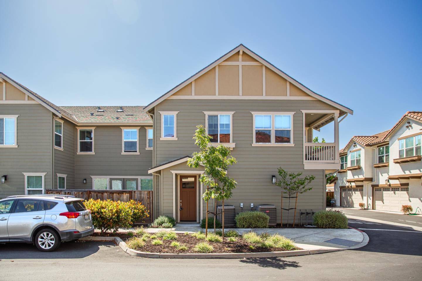 Morgan Hill, CA 95037,130 Banano LN
