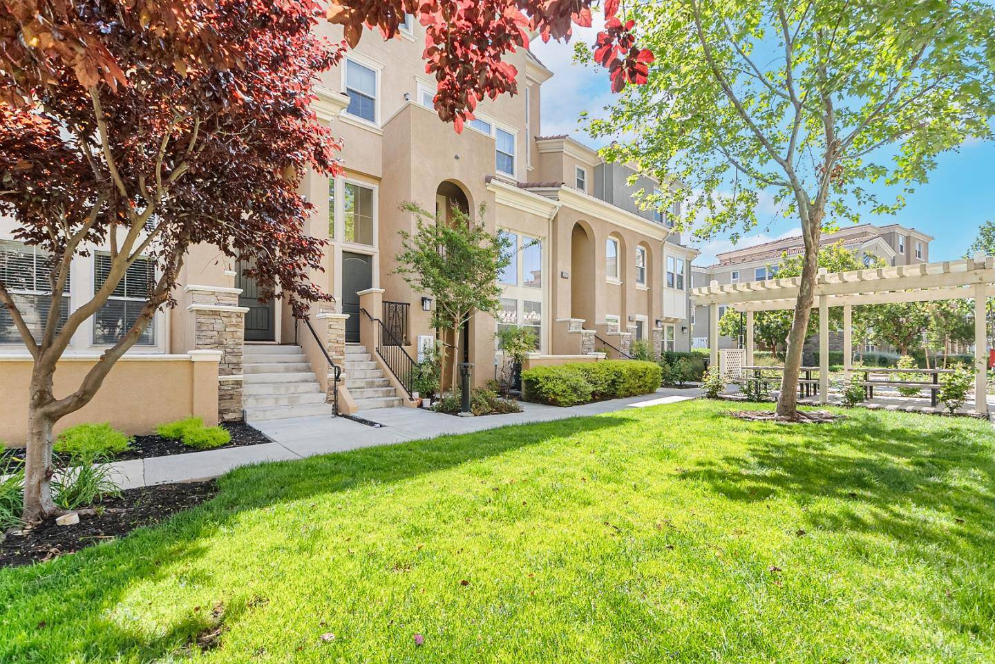 Milpitas, CA 95035,2028 Trento LOOP