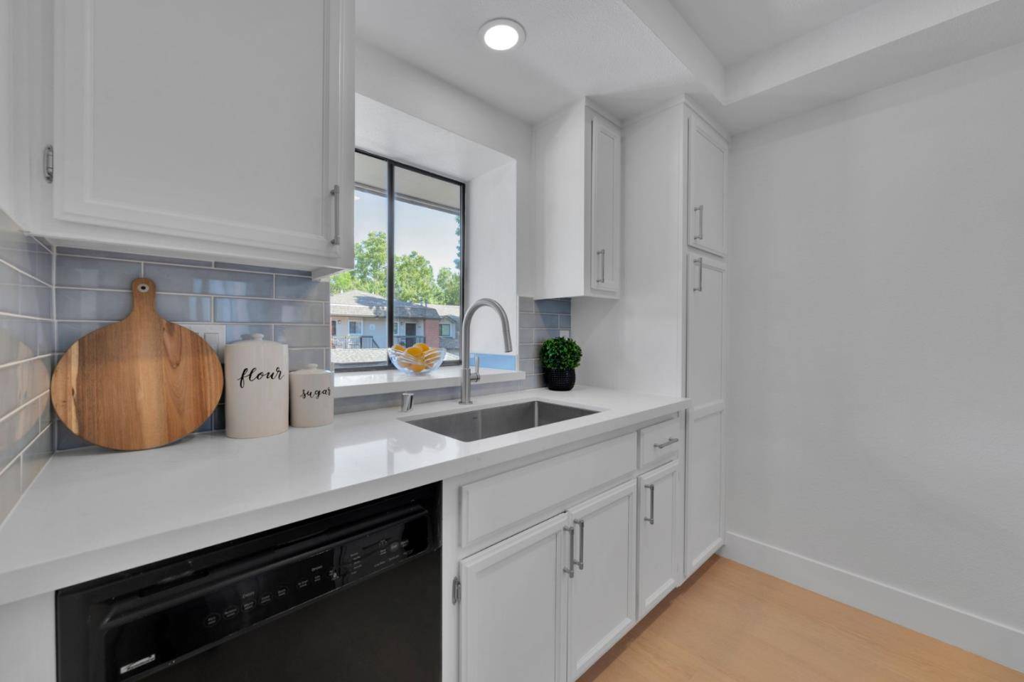 San Jose, CA 95121,3226 Shadow Springs PL
