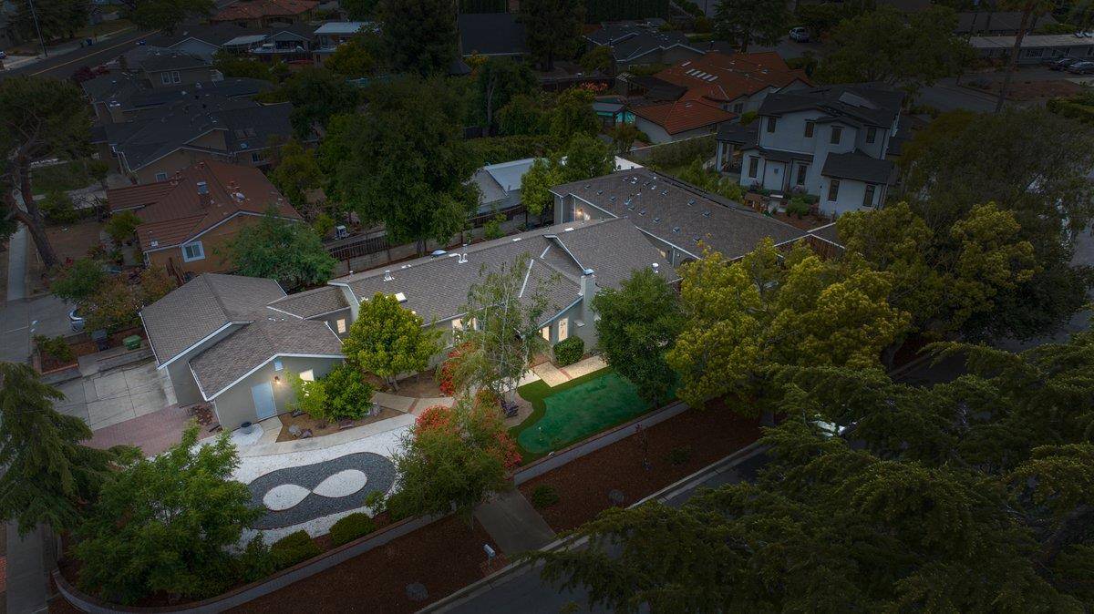 Saratoga, CA 95070,20393 Zorka AVE