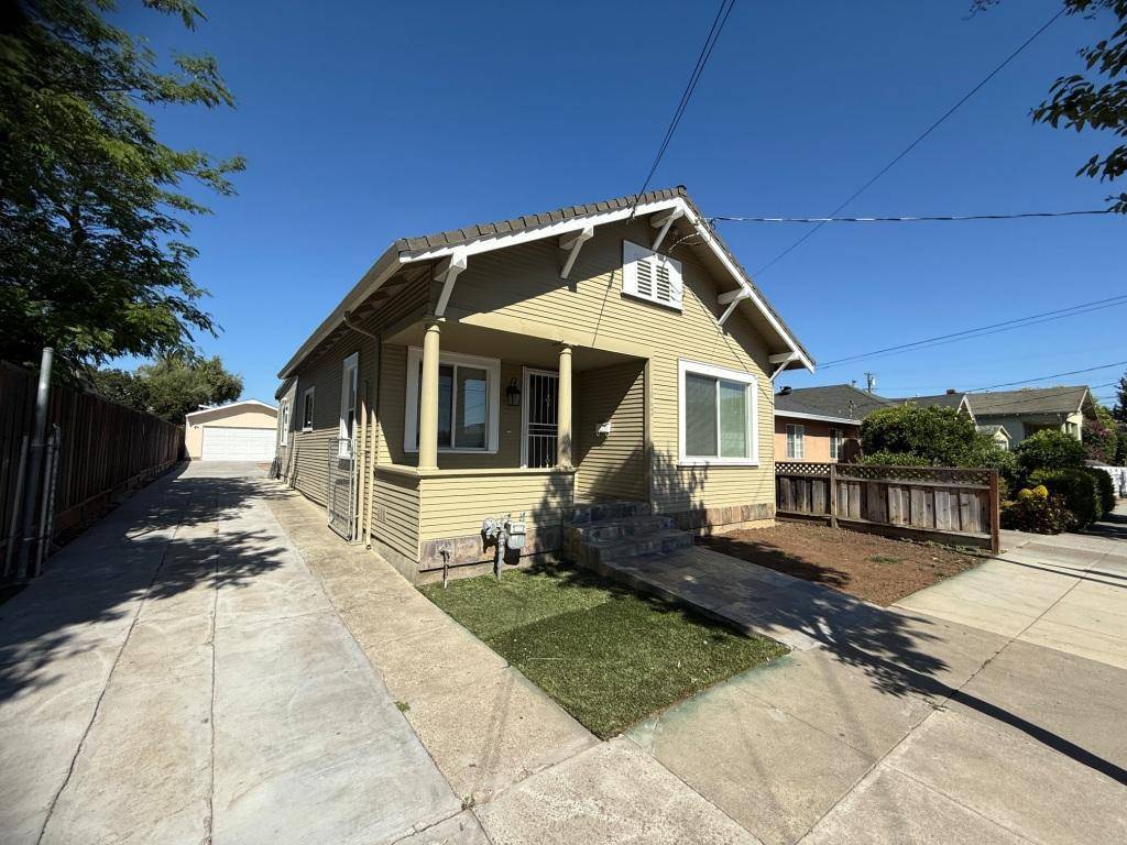 San Jose, CA 95110,1062 Lick AVE