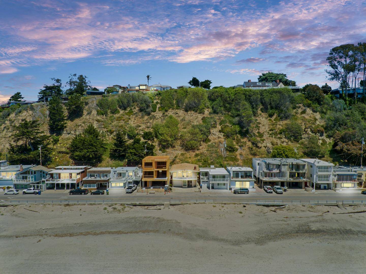 Aptos, CA 95003,331 Beach DR