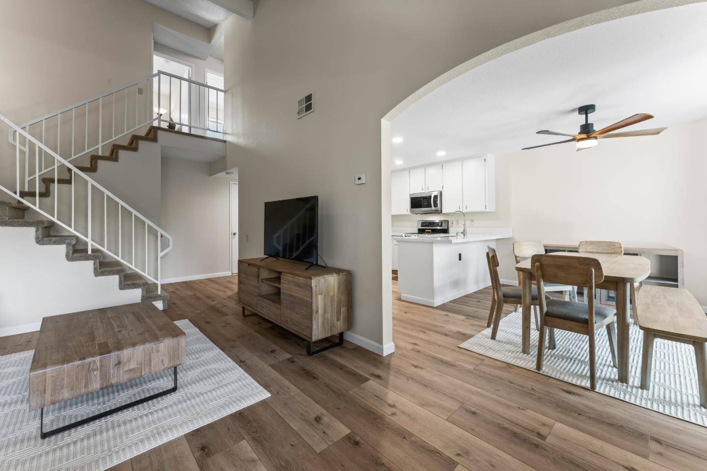 San Jose, CA 95123,5404 Colony Park CIR