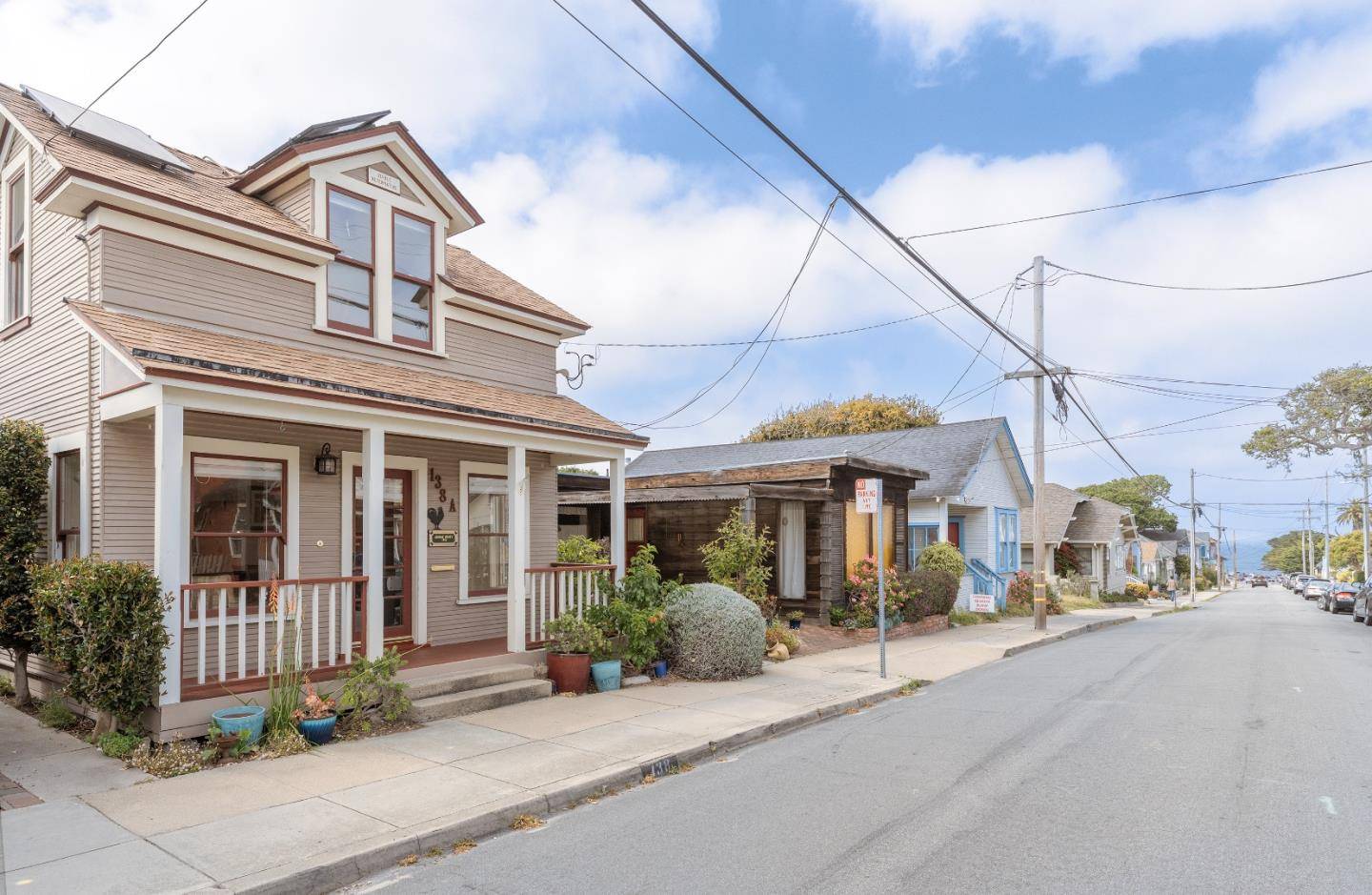 Pacific Grove, CA 93950,138 17th ST A  B