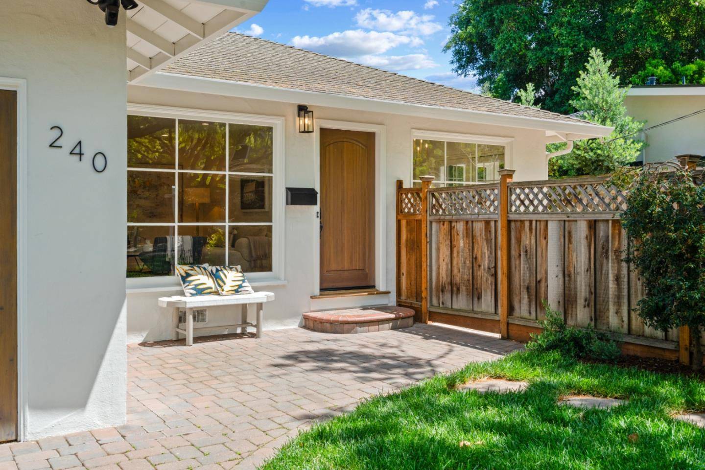 Menlo Park, CA 94025,240 Marmona DR