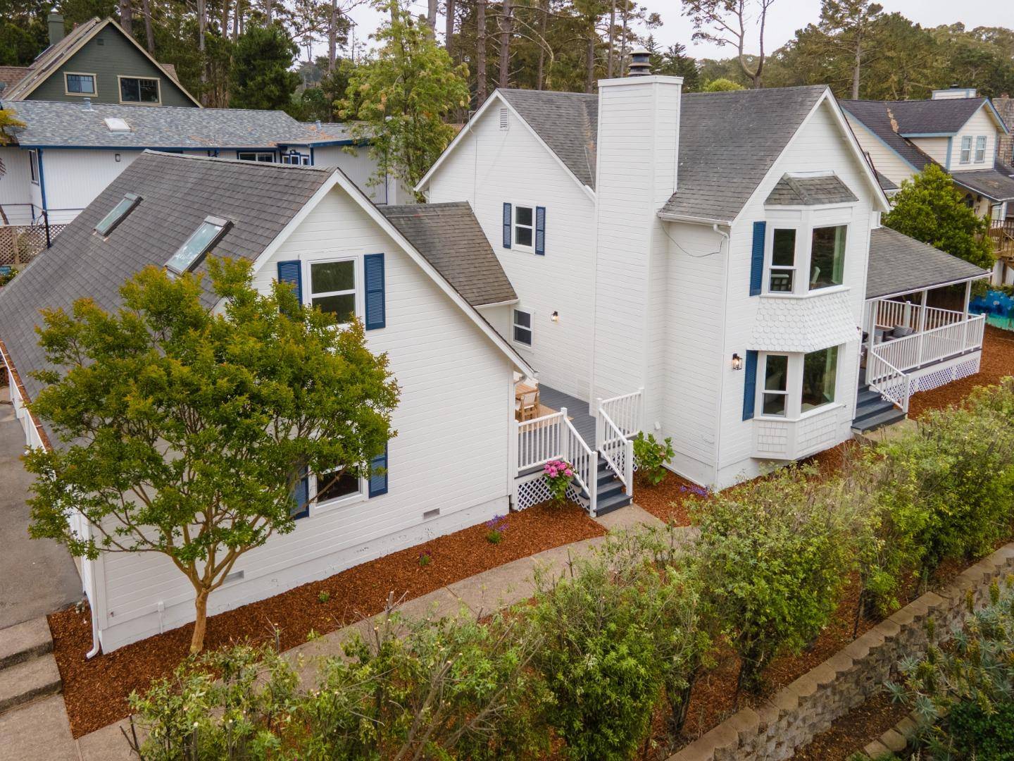 Montara, CA 94037,900 Franklin ST
