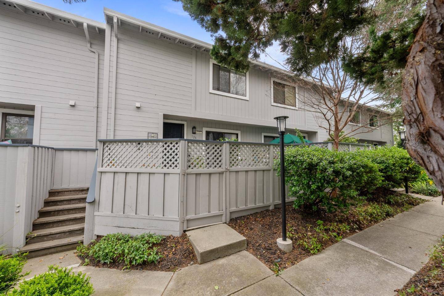 Campbell, CA 95008,126 Monte Villa CT