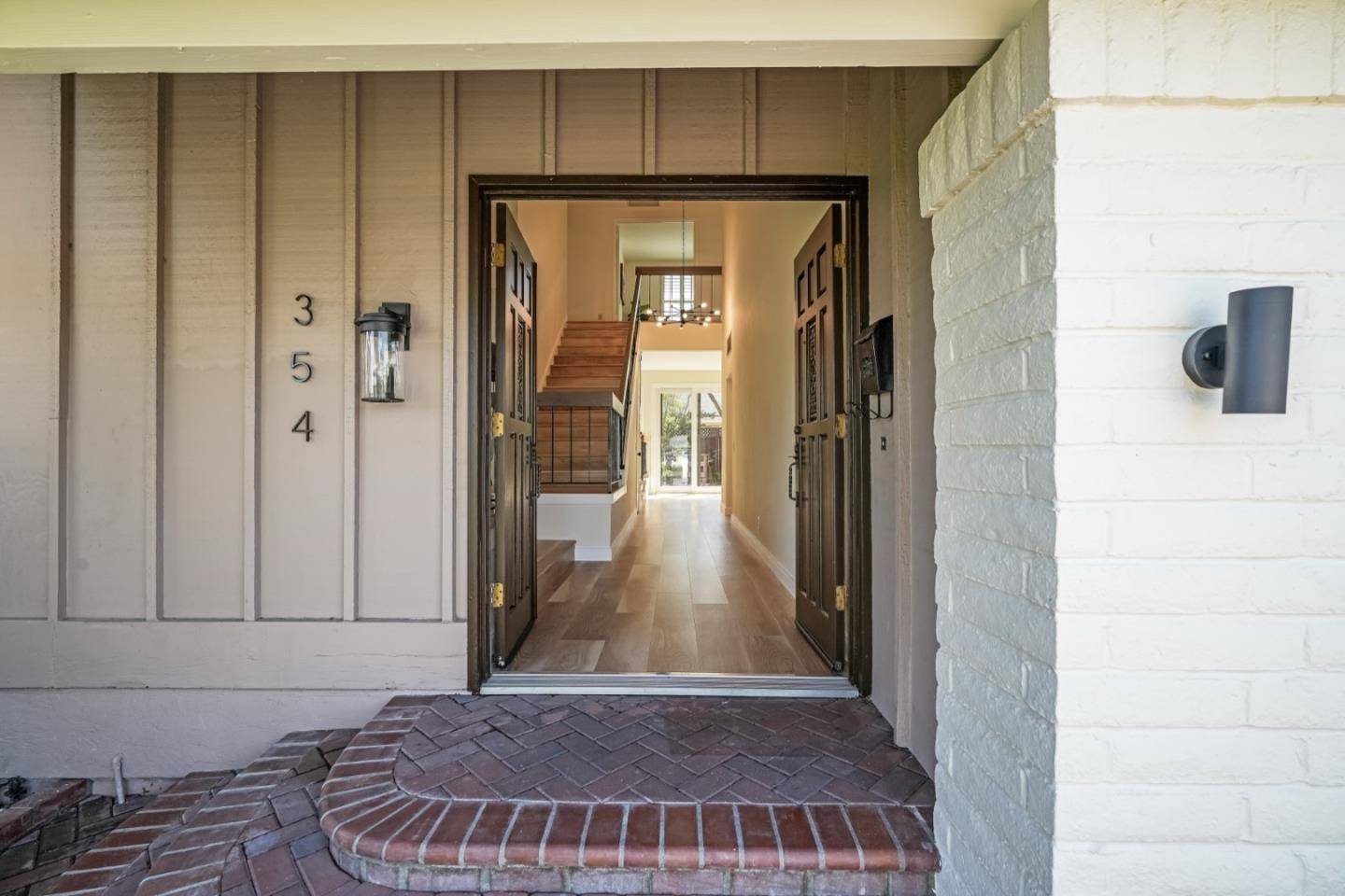 Foster City, CA 94404,354 Port Royal AVE