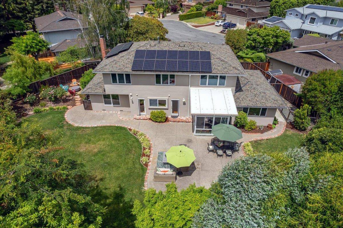 Los Altos, CA 94024,955 Hayman PL