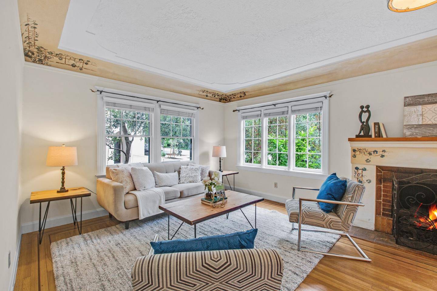 Menlo Park, CA 94025,329 Pope ST