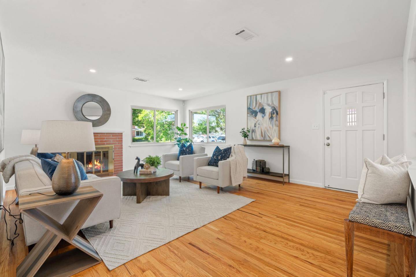 Sunnyvale, CA 94085,291 Alturas AVE