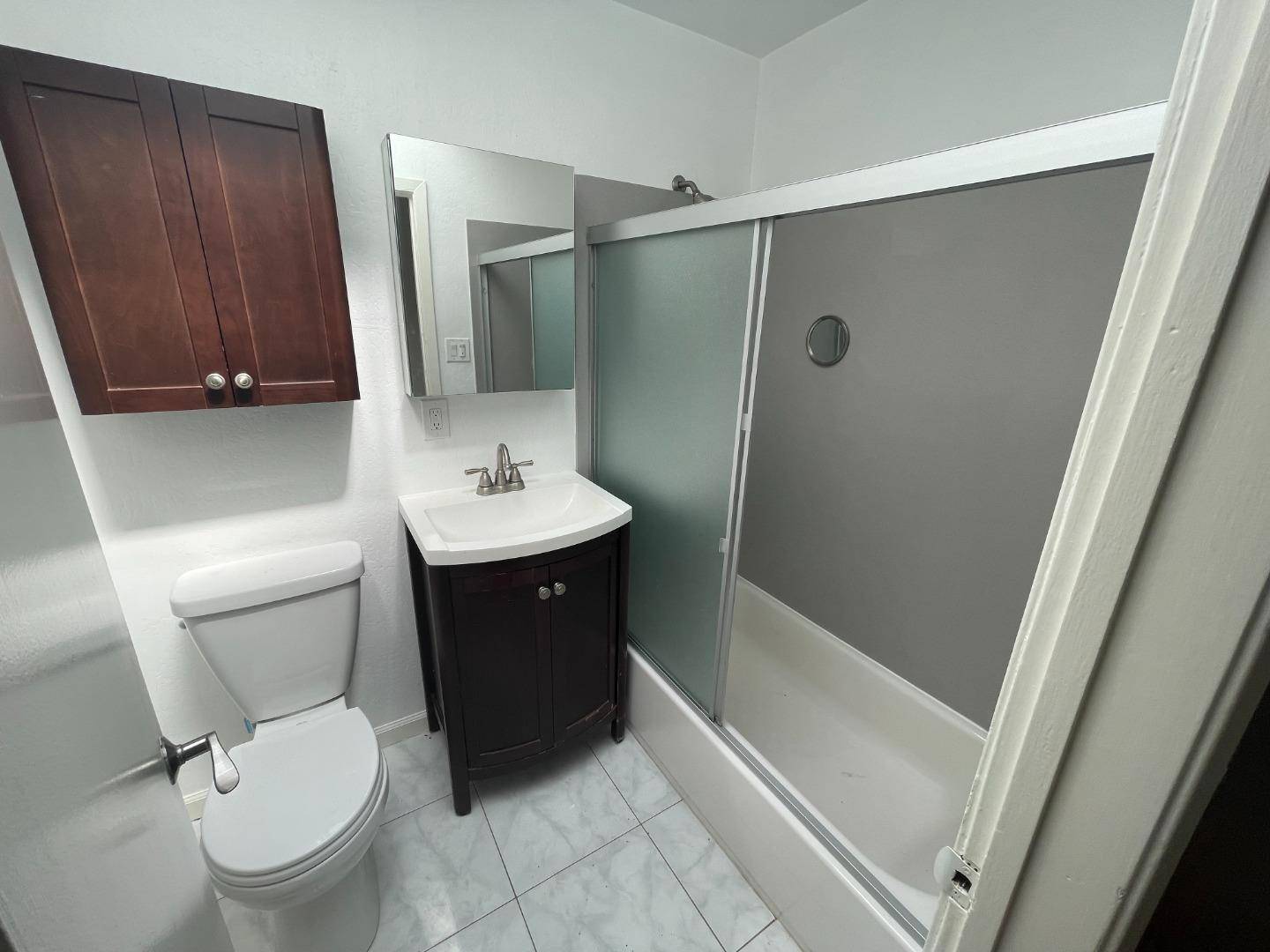 Pacifica, CA 94044,204 Lauren