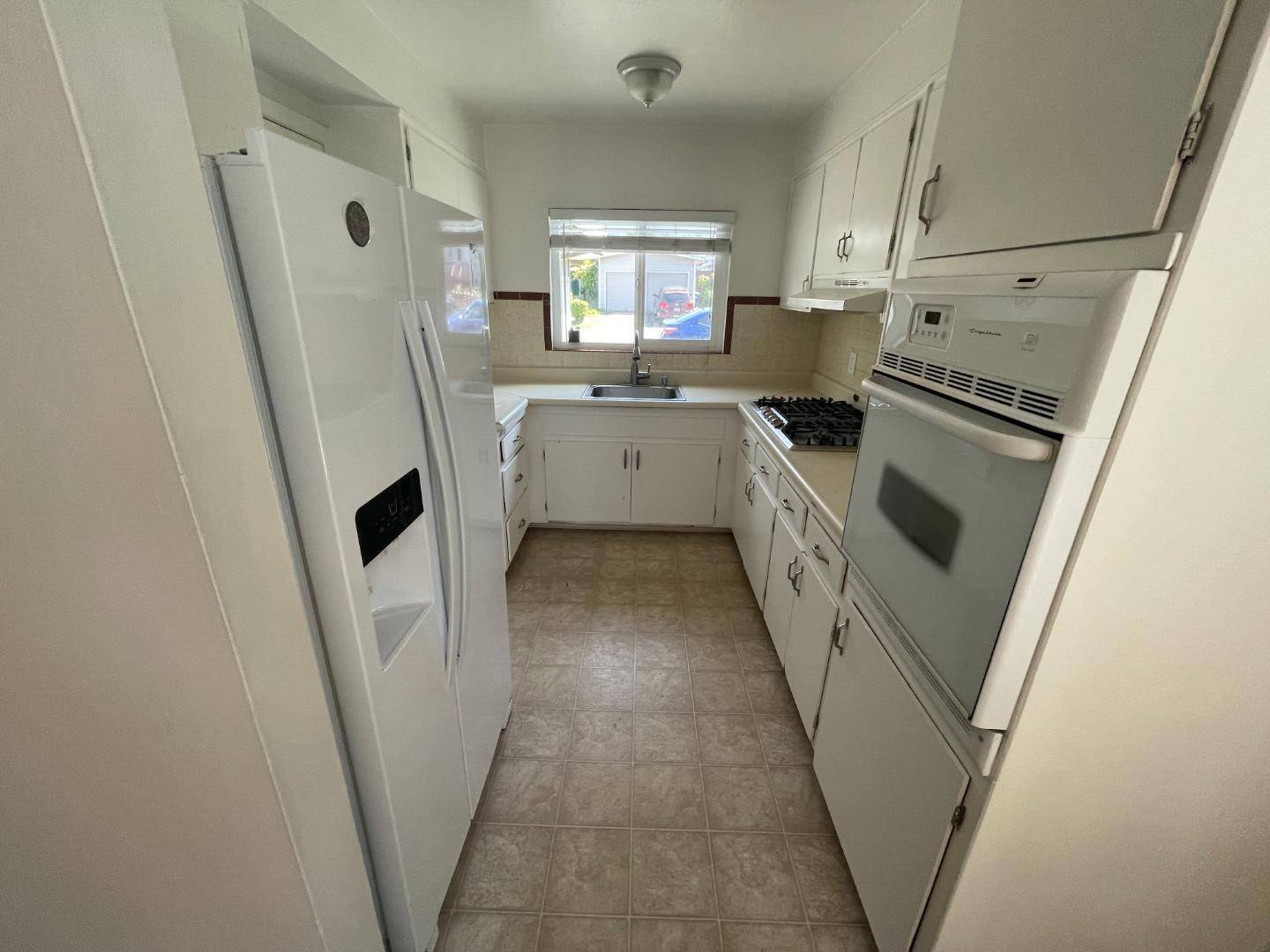 Pacifica, CA 94044,204 Lauren