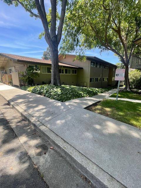 Pinole, CA 94564,2930 Estates AVE 5