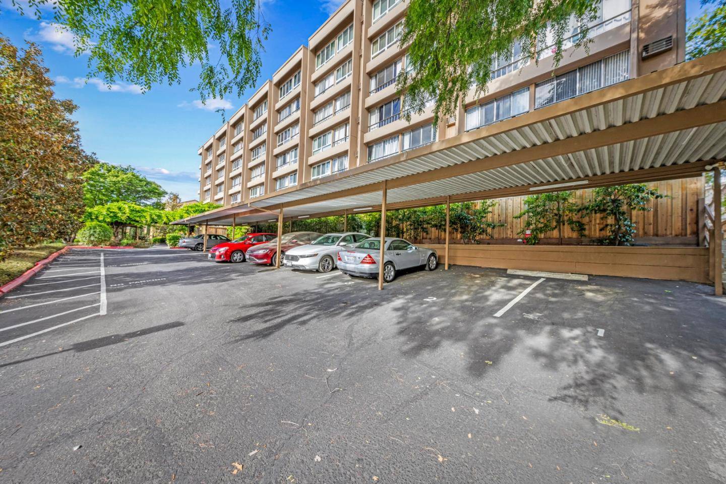 Santa Clara, CA 95050,1700 Civic Center DR 404