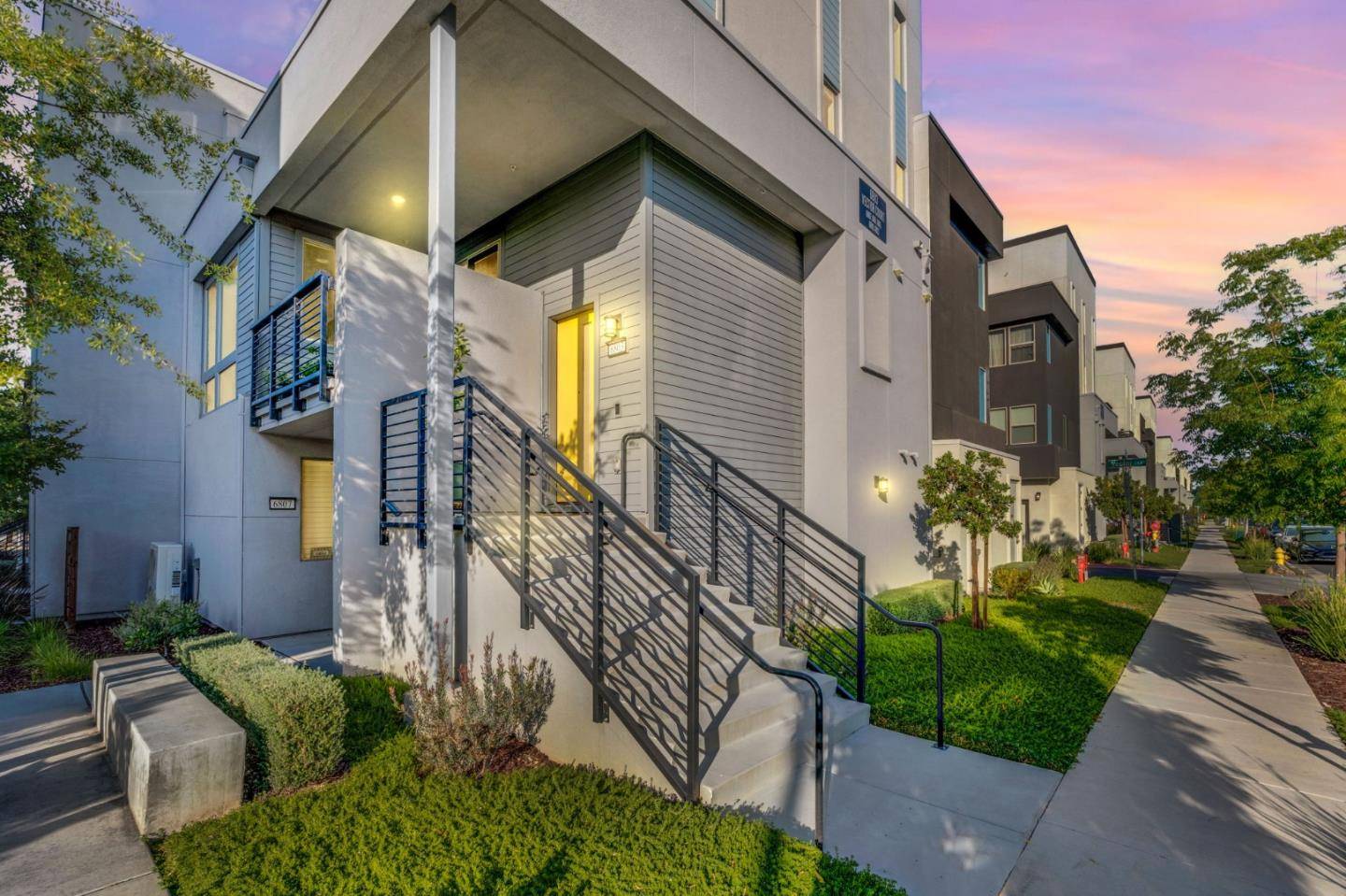 San Jose, CA 95119,6803 Vector CT