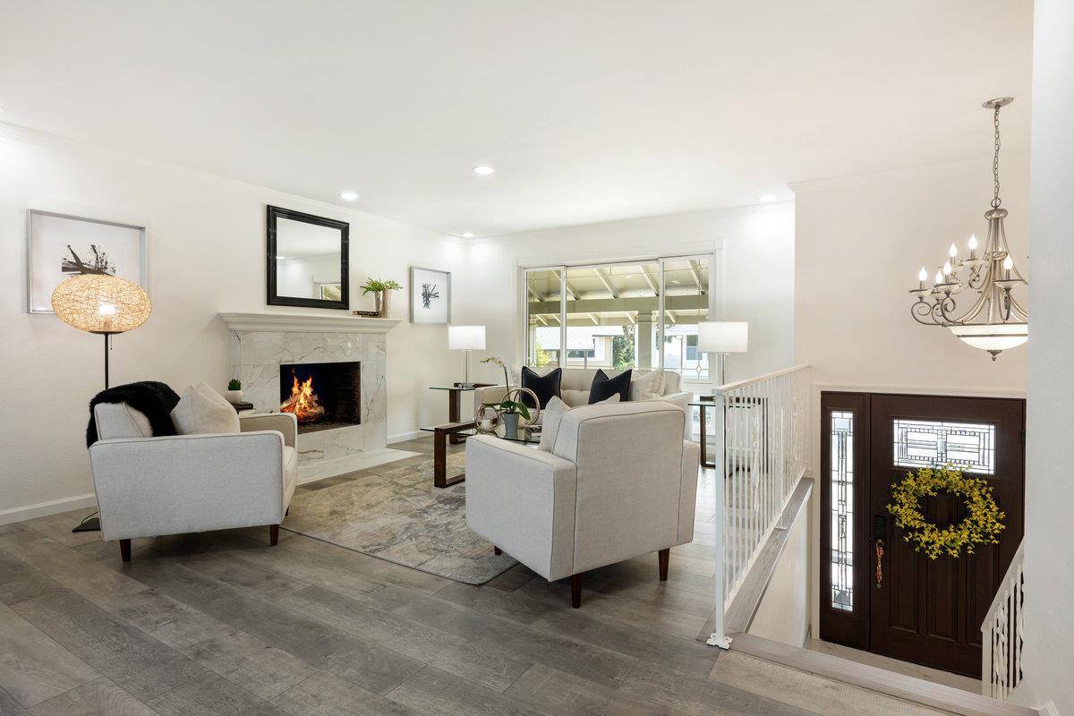 Pacifica, CA 94044,6 Big Sur WAY
