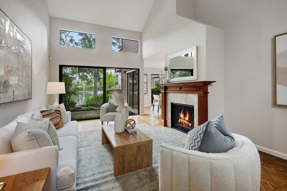 San Mateo, CA 94404,971 Shoreline DR