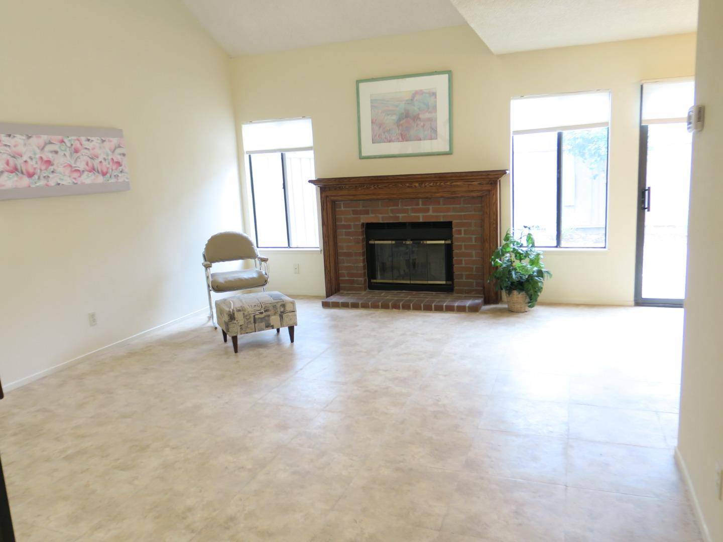 Milpitas, CA 95035,291 Klamath RD