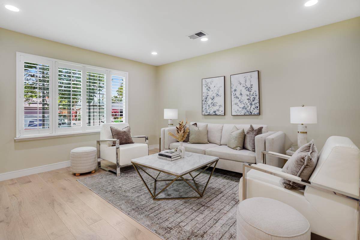 San Jose, CA 95136,988 Glenridge DR