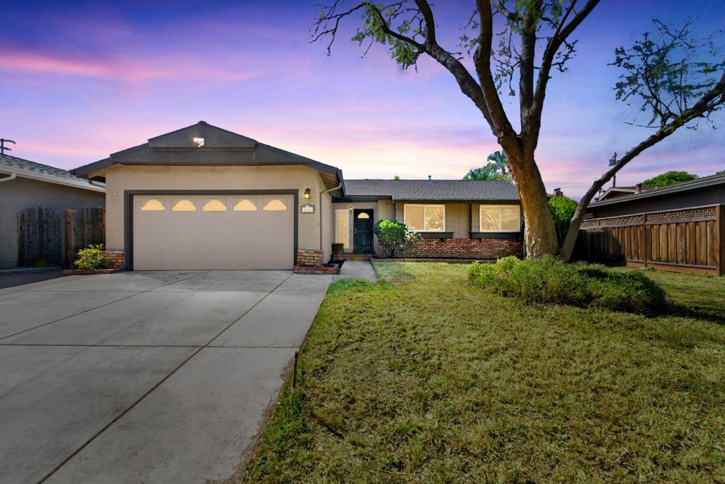 San Jose, CA 95125,2467 Nightingale DR