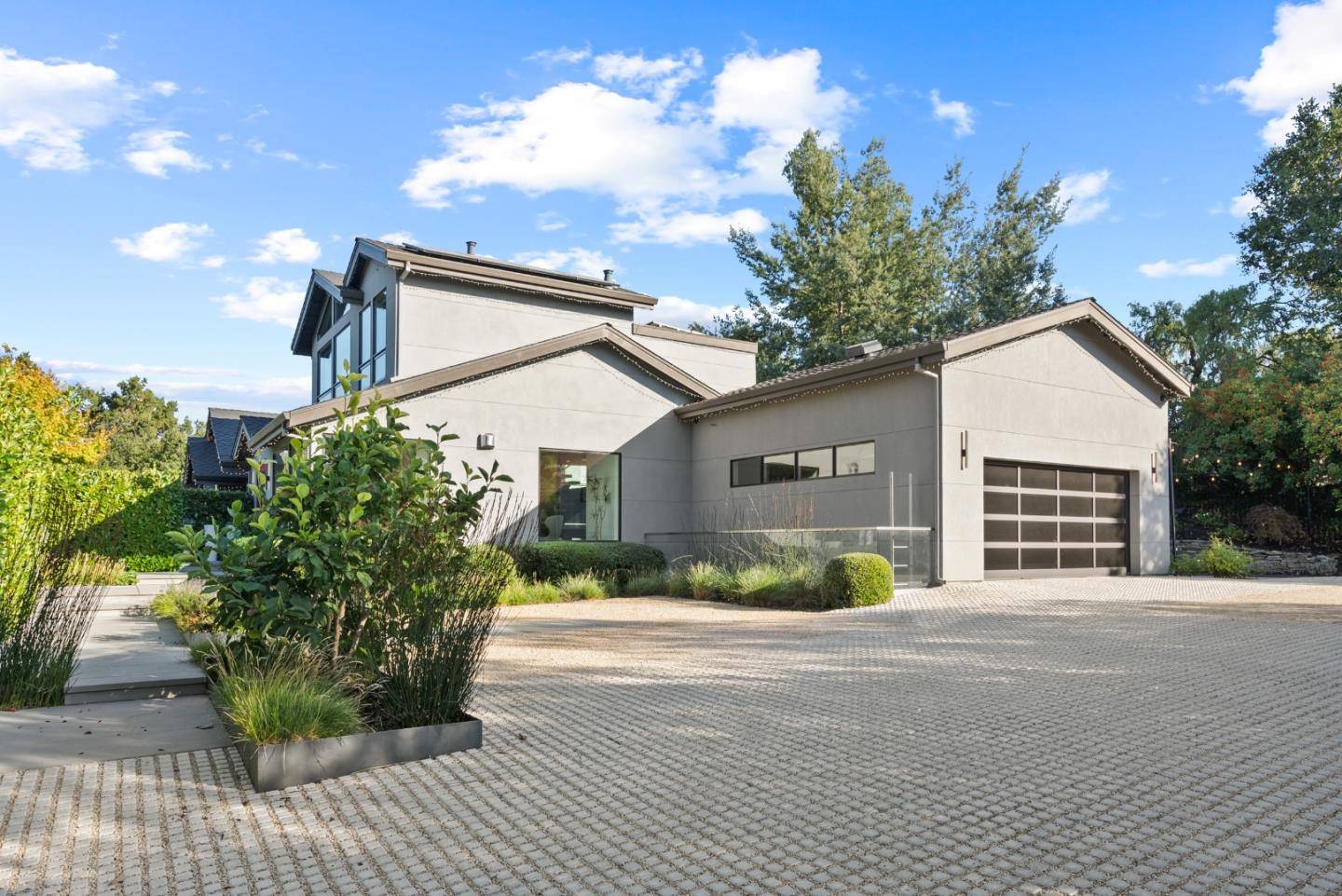 Los Altos Hills, CA 94022,26960 Orchard Hill LN