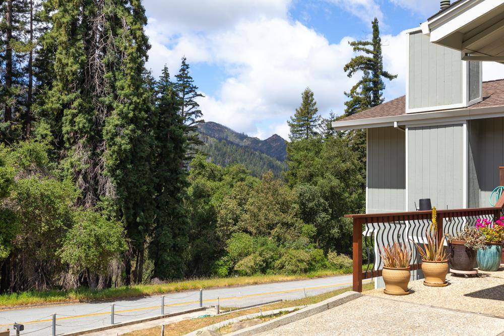 Boulder Creek, CA 95006,855 E Hilton DR