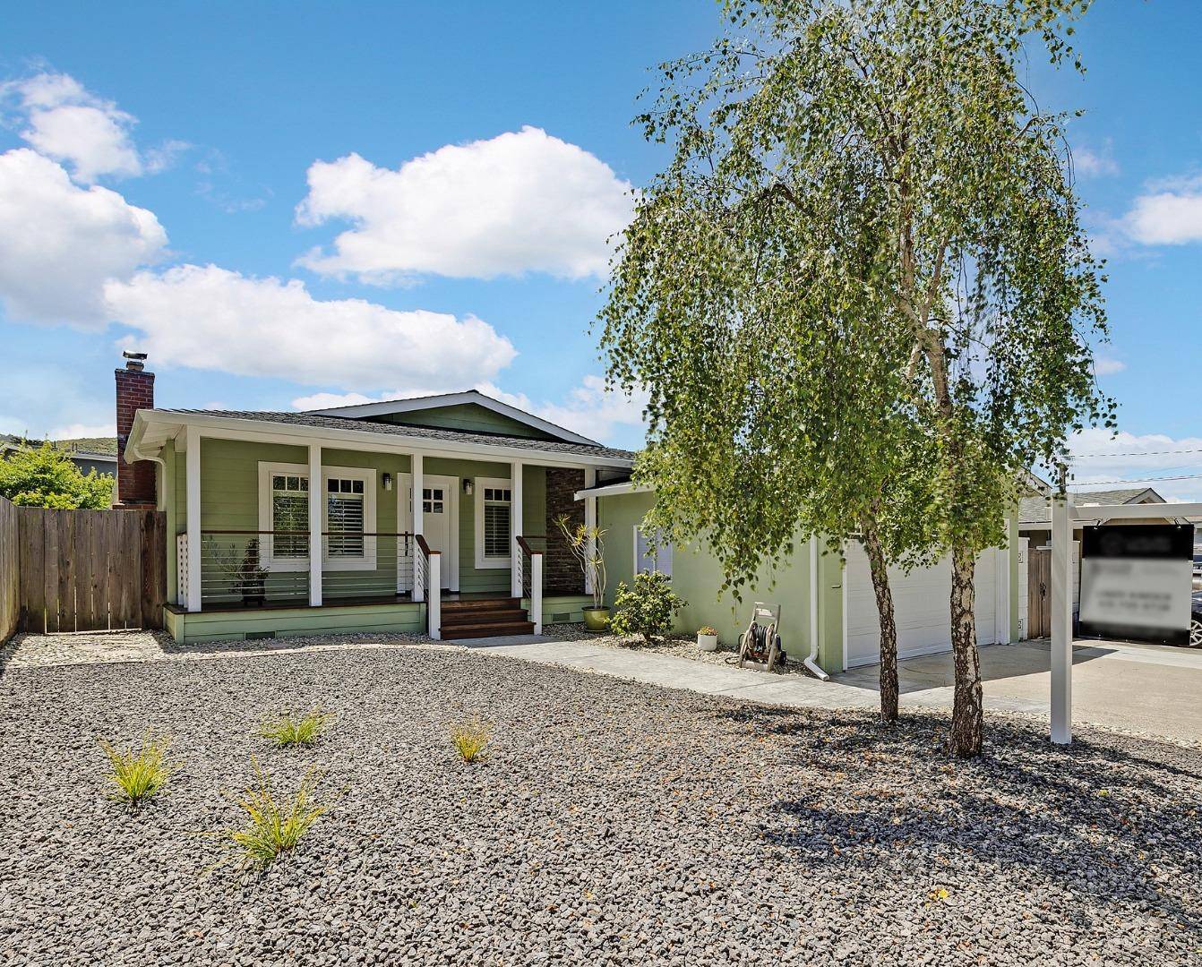 Pacifica, CA 94044,360 Fairway Drive