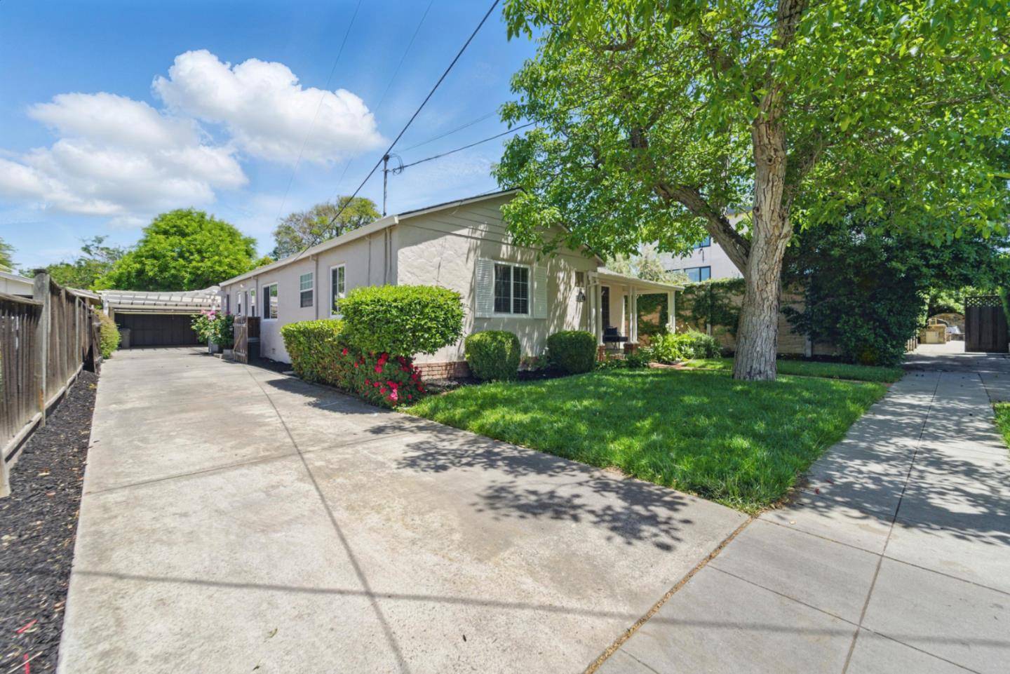 San Jose, CA 95125,1344 Iris CT