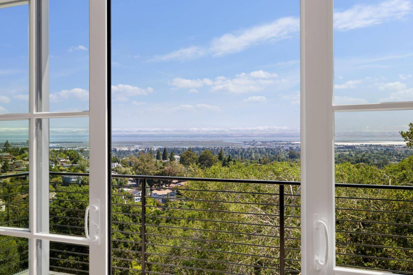 Redwood City, CA 94062,717 Vernal WAY