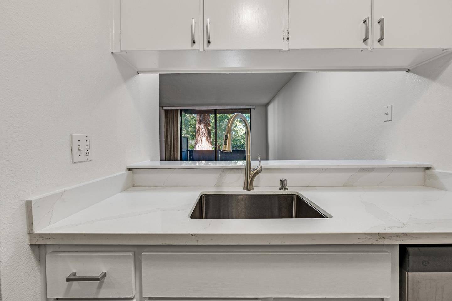 San Bruno, CA 94066,6109 Shelter Creek LN
