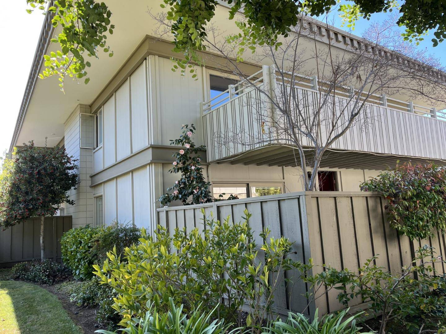 Los Altos, CA 94022,36 Los Altos SQ