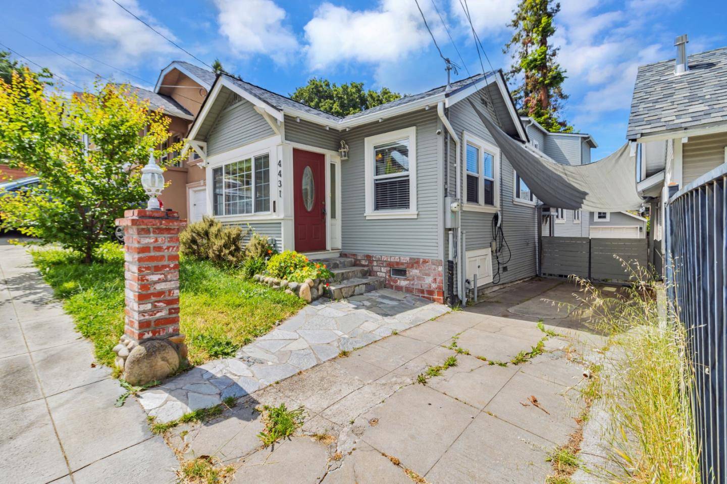Oakland, CA 94619,4431 Penniman AVE