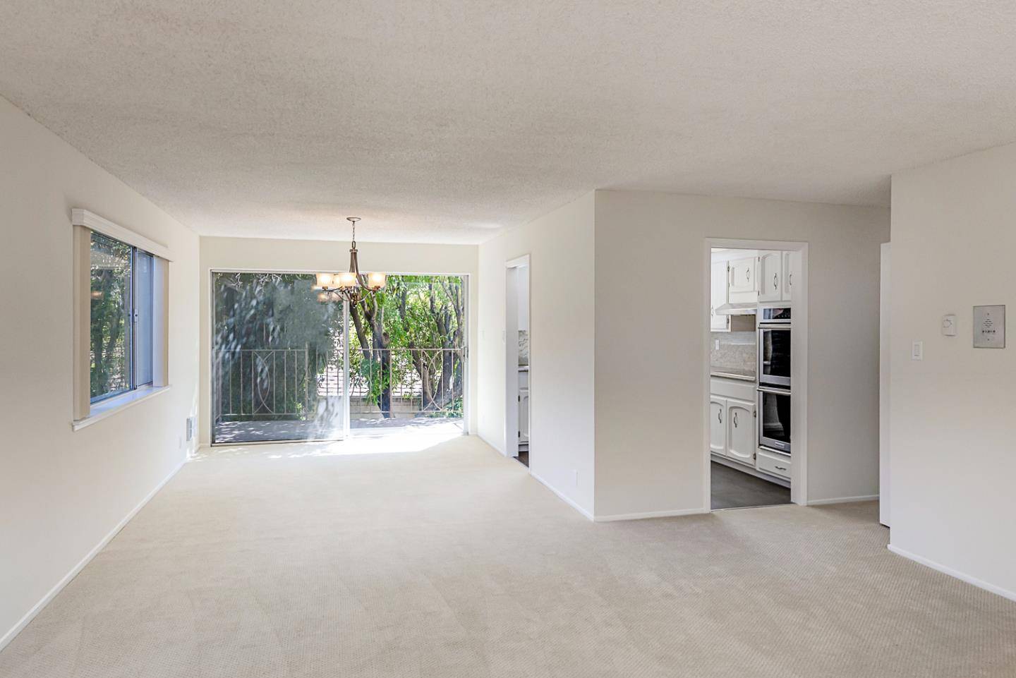 Burlingame, CA 94010,1121 Douglas AVE 201