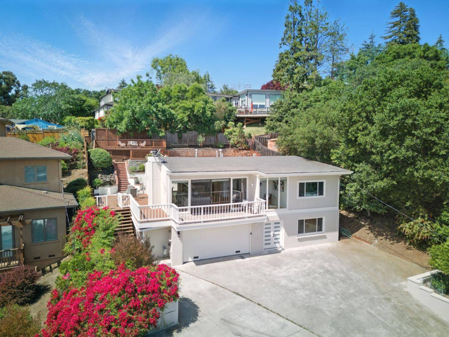 Belmont, CA 94002,870 South RD