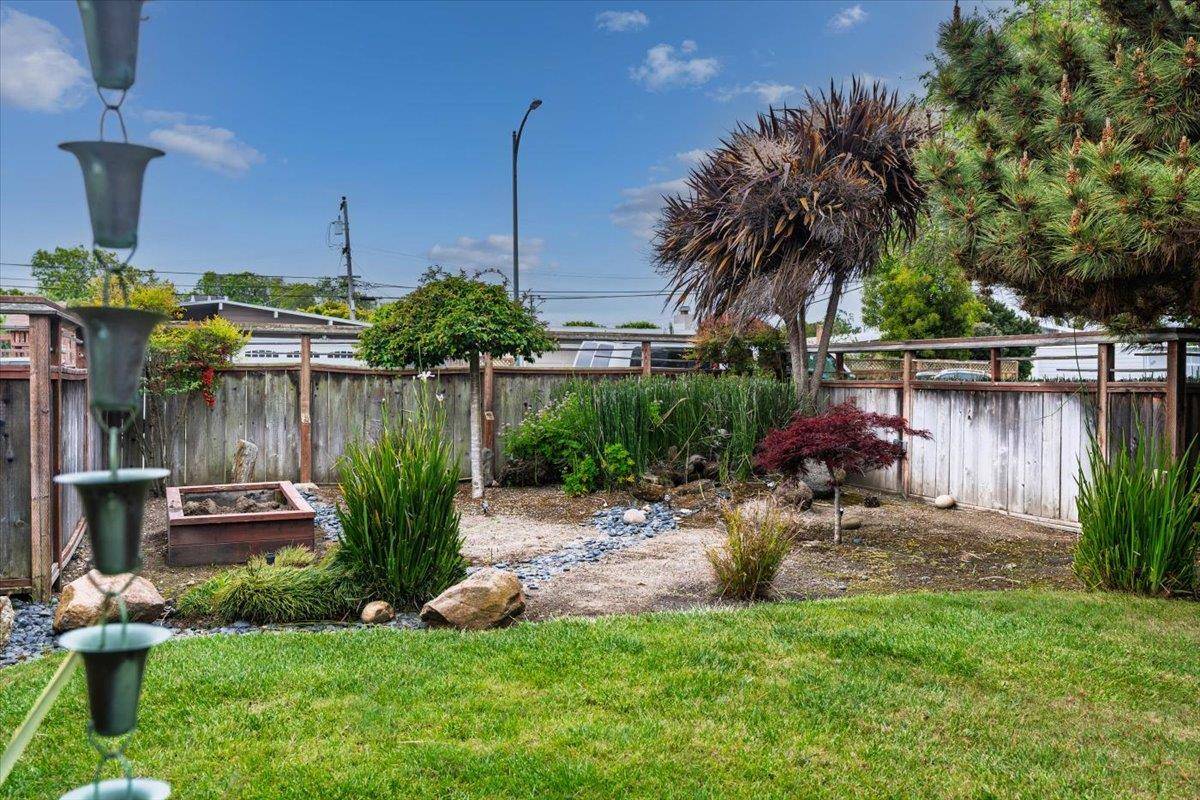 San Mateo, CA 94403,2037 Harding AVE