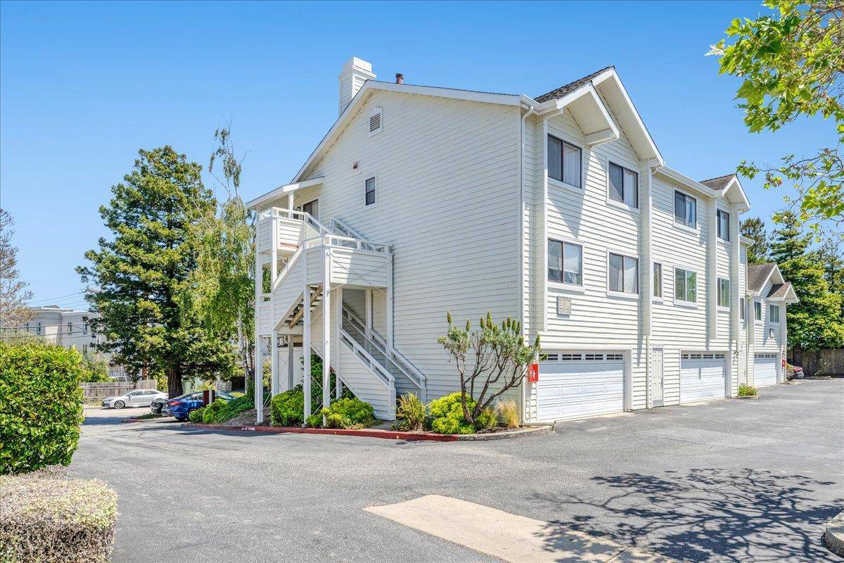 Santa Cruz, CA 95060,41 Grandview ST 1604