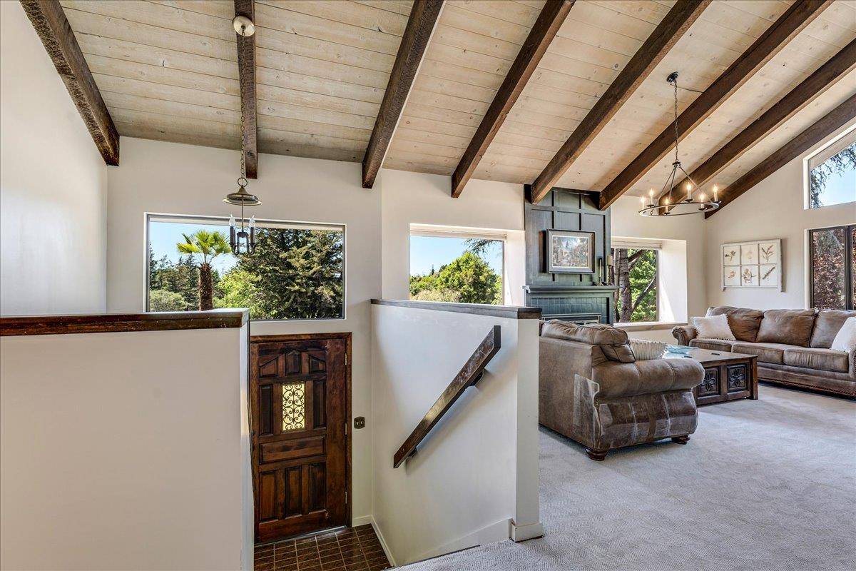 Aptos, CA 95003,284 Brooktree Ranch RD