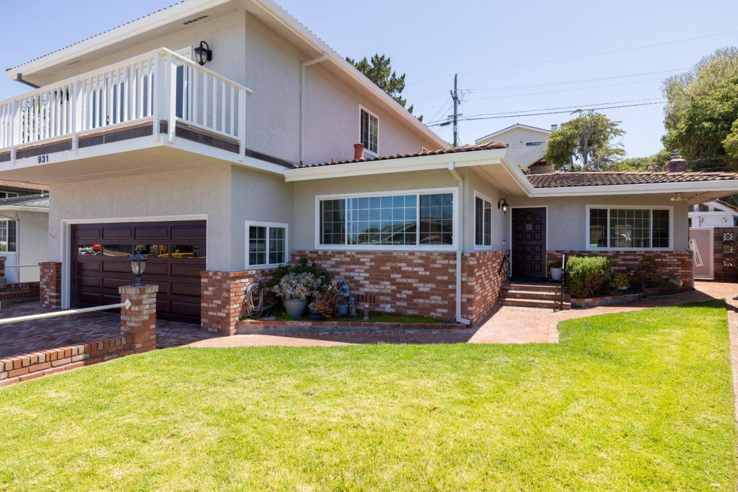 Pacific Grove, CA 93950,931 Petra LN