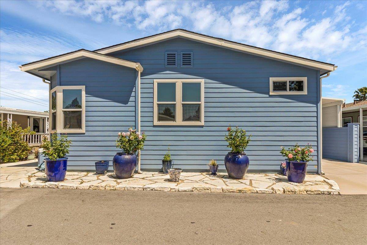 Scotts Valley, CA 95066,225 Mount Hermon RD 88