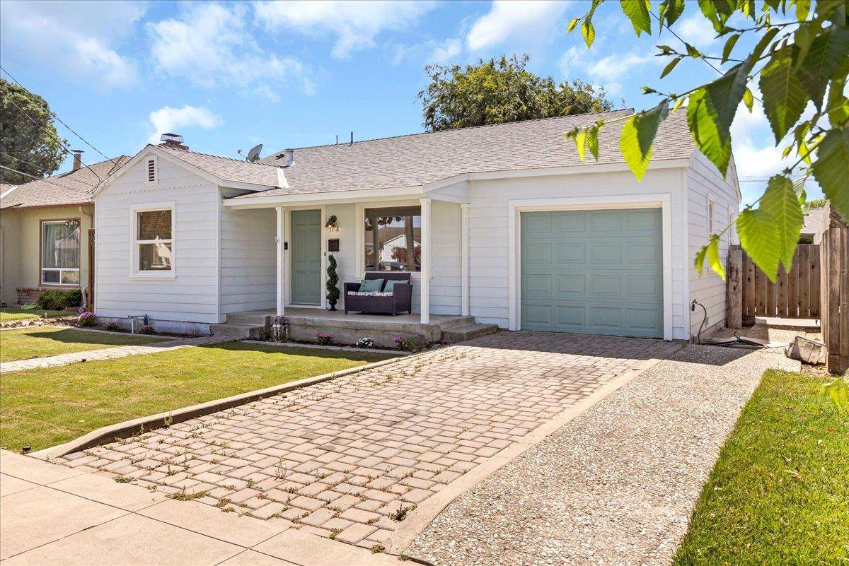 Hollister, CA 95023,1318 Sally ST