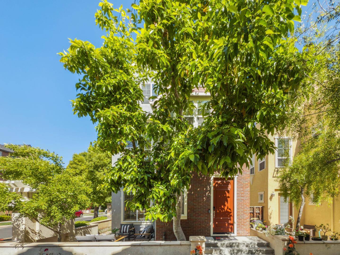 Santa Clara, CA 95054,4337 Watson CIR